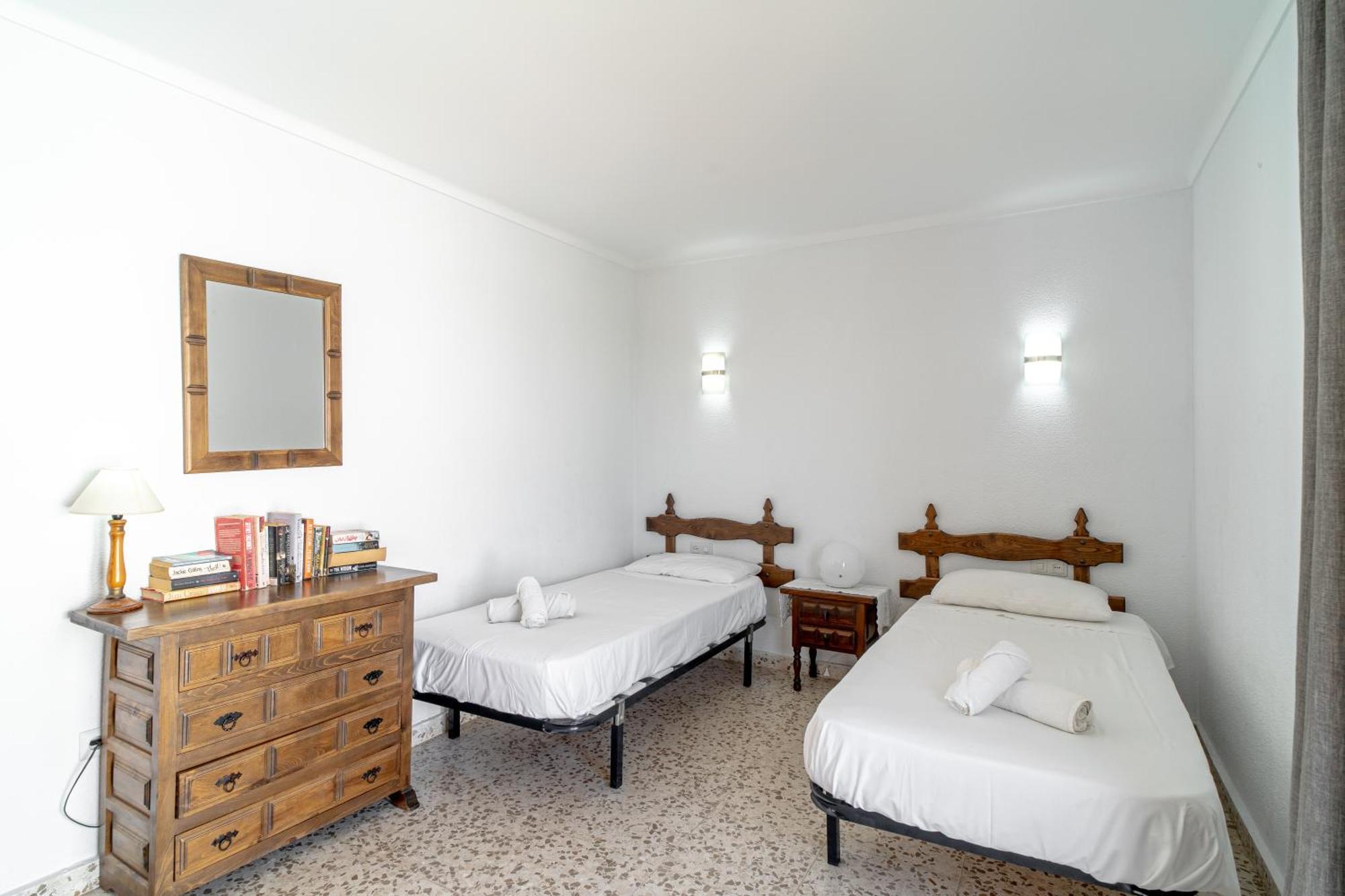 Via Romana 87 Villas Casasol Нерха Екстериор снимка